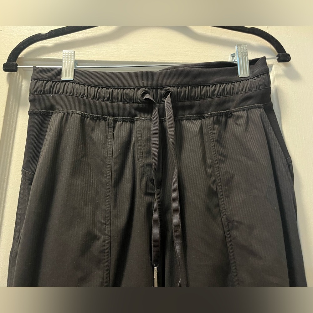 Lululemon Dance Studio Pant 24” inseam - Picture 3 of 6